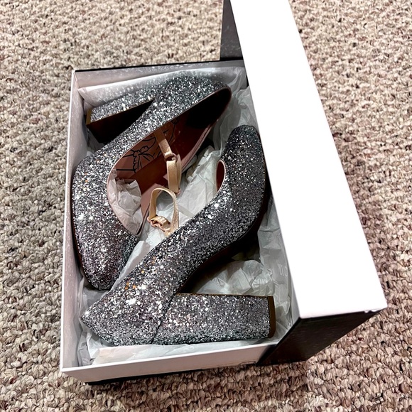 Amazing and Gorgeous Moschino Sparkly Shoes - Picture 1 of 5